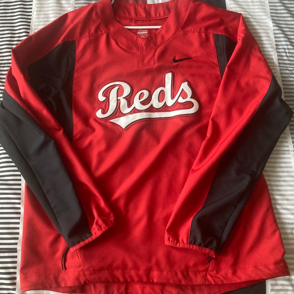 Cincinnati Reds windbreaker